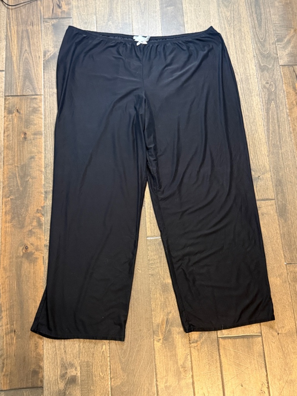 Intimo Black Wide-Leg Pajama Pants